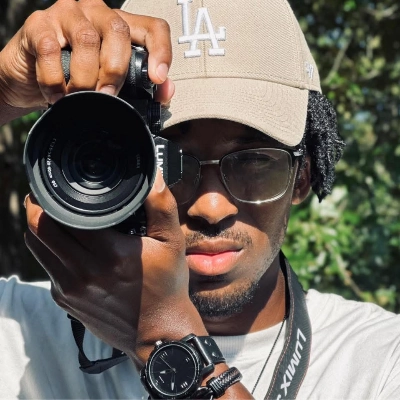 Isaiah Harris - Photographer & Videographer